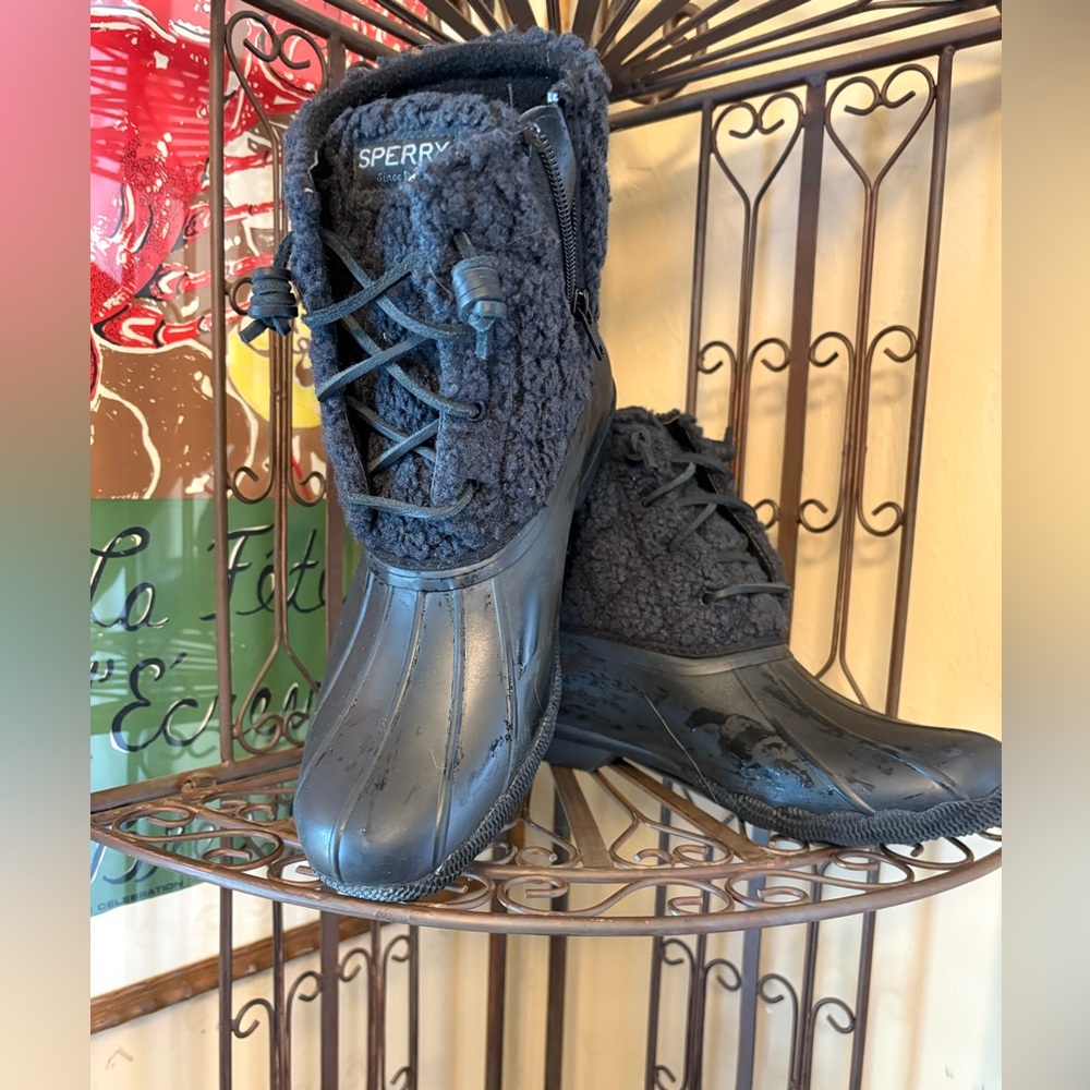 Sperry Black Sherpa-Lined Duck Boots